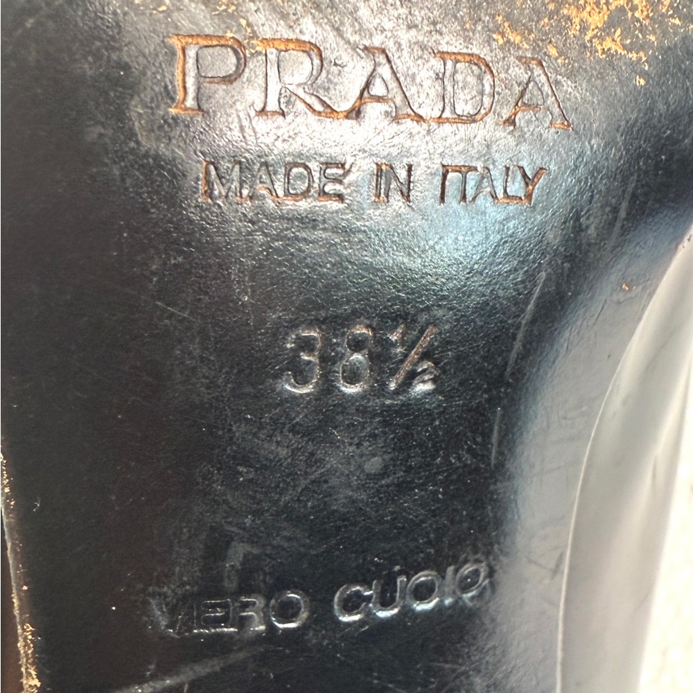 Prada Vintage, Late 1990, Glossy Black Leather block heels pumps , Sz 8.5 - Picture 13 of 13